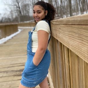 Meet your Posher, Taylor